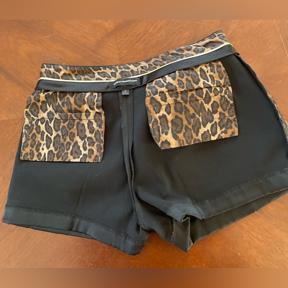 Y2K ERA EXPRESS BLACK SATIN SHORTS WITH HORSE-BIT GOLD DETAILS - SIZE 4 - Picture 7 of 9